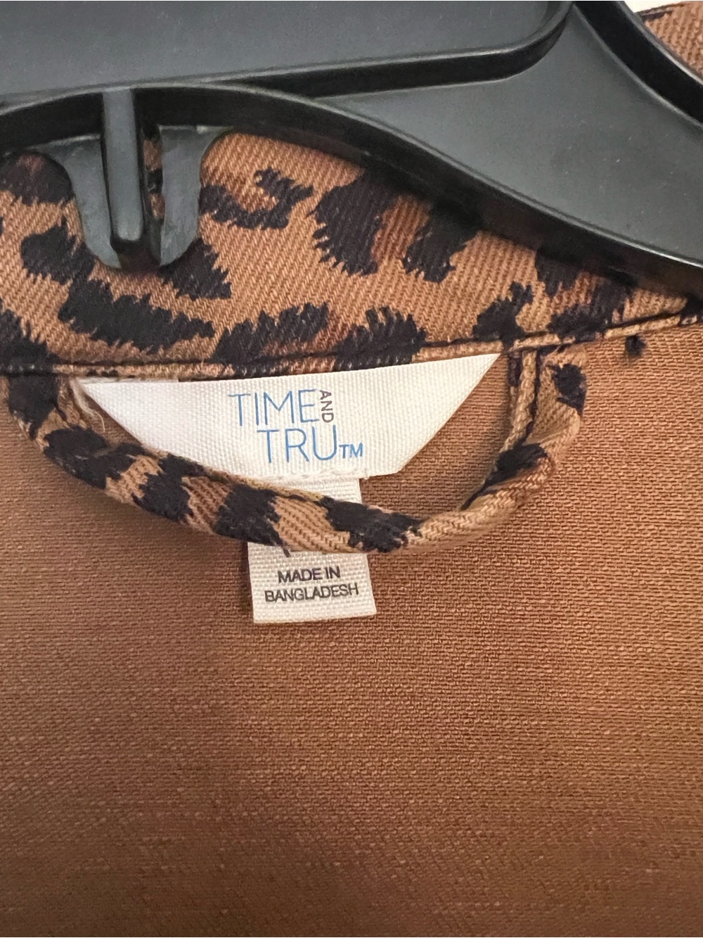 Leopard Print Denim Style Jacket NWT - Picture 3 of 9